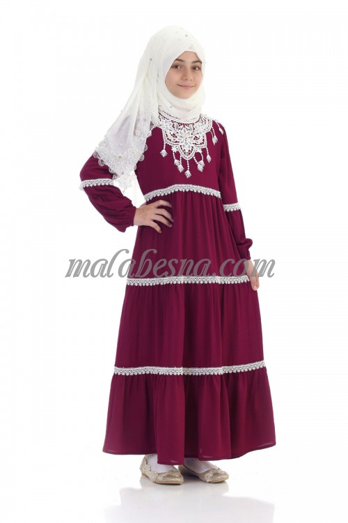 Fascia layered dress with white dantil for young teens