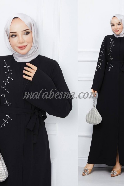 Black abaya with pearls pattern on the chest with belt