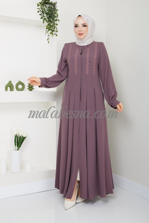 Light pink abaya with embroidery on the chest and waivey from below