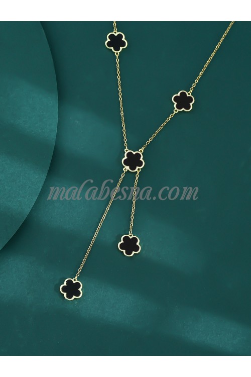 Simple black flower shape necklace