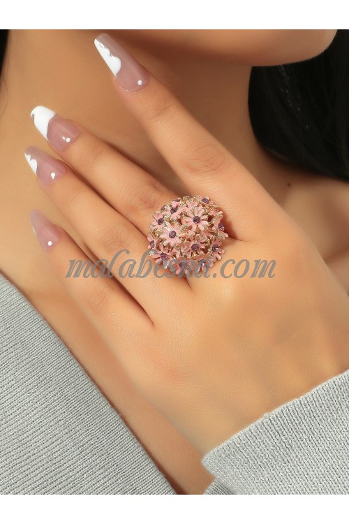 Golden ring with too many pink flowers