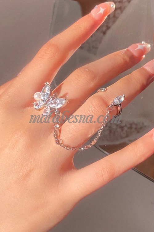 2 attached rings butterfly