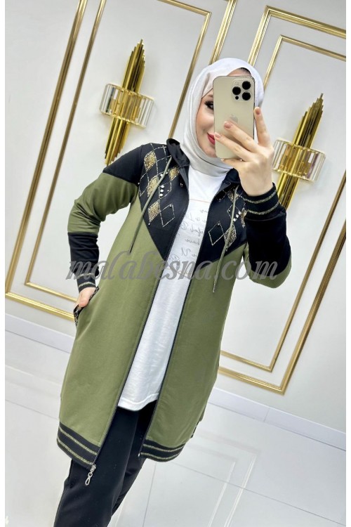 3 Pieces green and black suit with shiny stones on the jacket