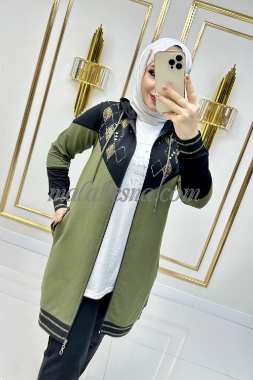 3 Pieces green and black suit with shiny stones on the jacket