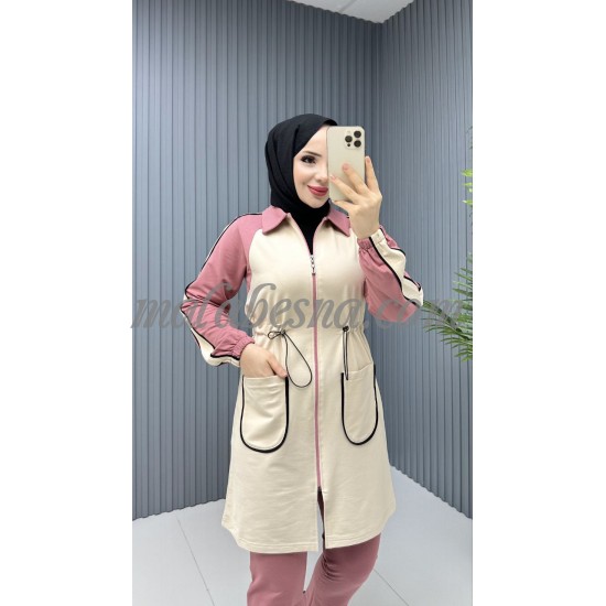 2 pieces pink and beige suit 2 pieces pink and beige suit