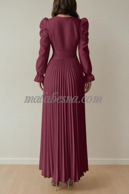 Burgundy waivy dress