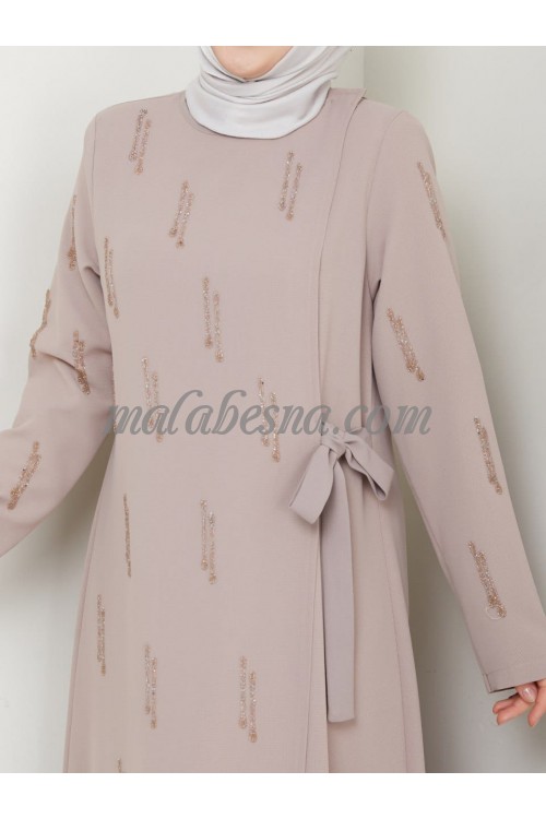Beige abaya with shiny pearls