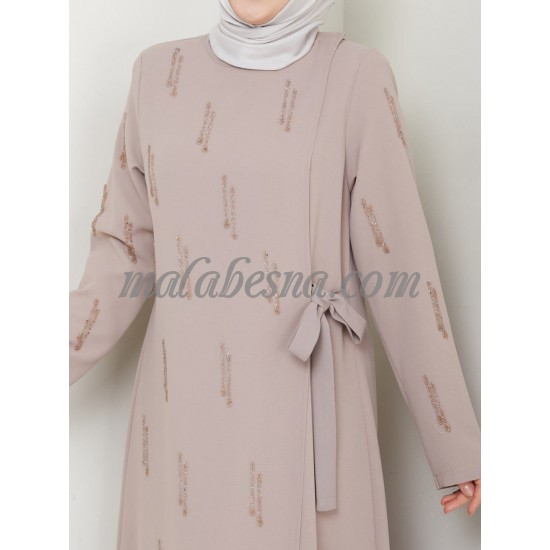 Beige abaya with shiny pearls Beige abaya with shiny pearls