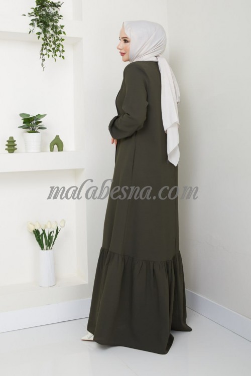 Green abaya with pattern on the chest with zipper and layer from down