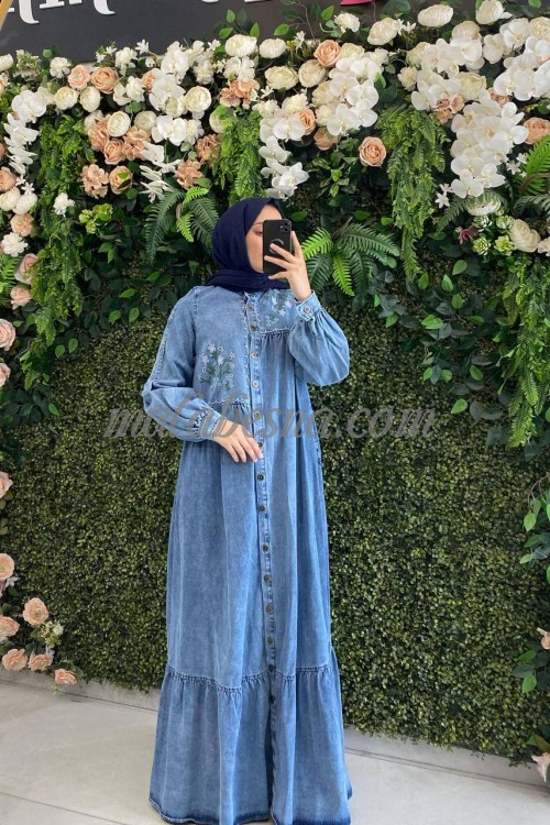 Jeans dress with pattern and infront buttons