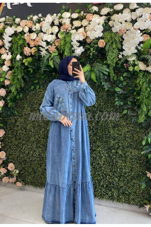 Jeans dress with pattern and infront buttons