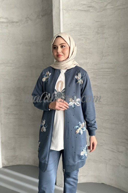 3 Pieces petrol suit with flowers pattern on the jacket