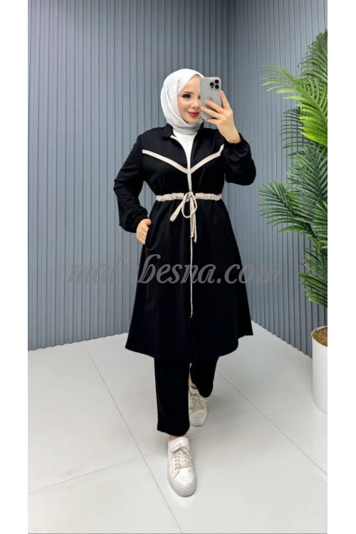 3 Pieces black tracksuit with V line on the jacket