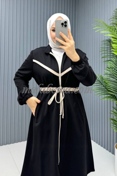 3 Pieces black tracksuit with V line on the jacket
