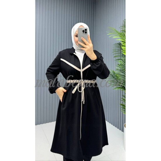 3 Pieces black tracksuit with V line on the jacket 3 Pieces black tracksuit with V line on the jacket