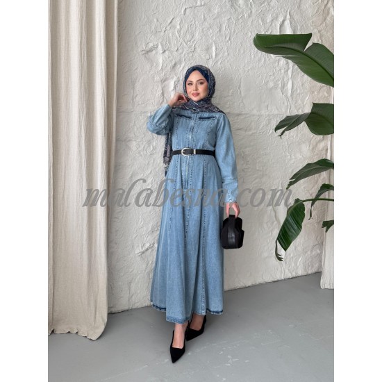 Light jeans dress with black belt Light jeans dress with black belt