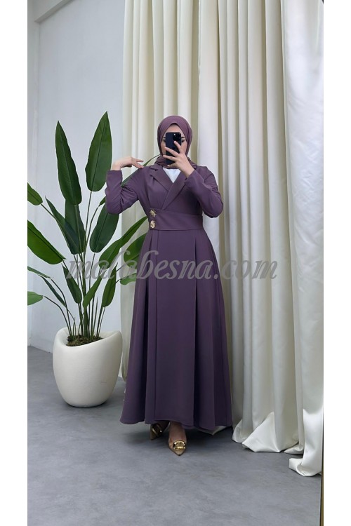 Elegant dusty pink maxi dress with gold buttons