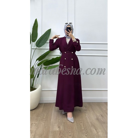 Burgundy dress with belt and front buttons Burgundy dress with belt and front buttons