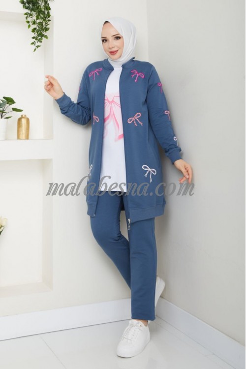 3 Pieces petrol suit with fyonka pattern on thr jacket