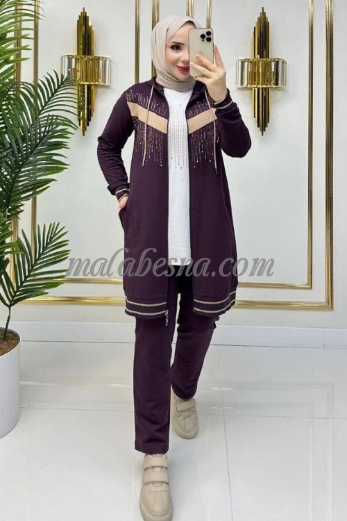 3 Pieces Purple suit with strass on the jacket and beige color on the jacket