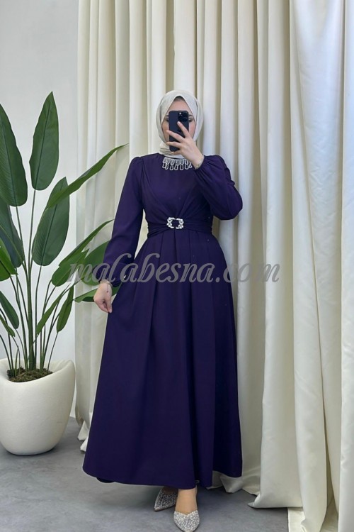 Purple dress with silver collar and belt with accessories