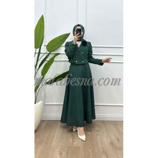 2 Pieces Green skirt and jacket suit 2 Pieces Green skirt and jacket suit