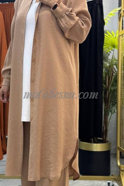 3 Pieces beige suit with long shirt and long blouse with pants