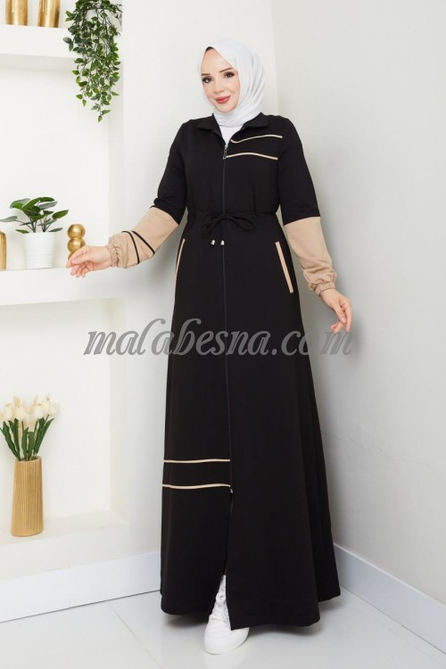 Black sporty Dress with beige color and internal belt
