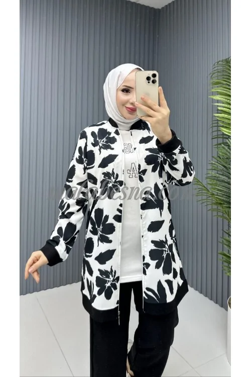 3 Pieces balck and white suit with flowers pattern on the jacket